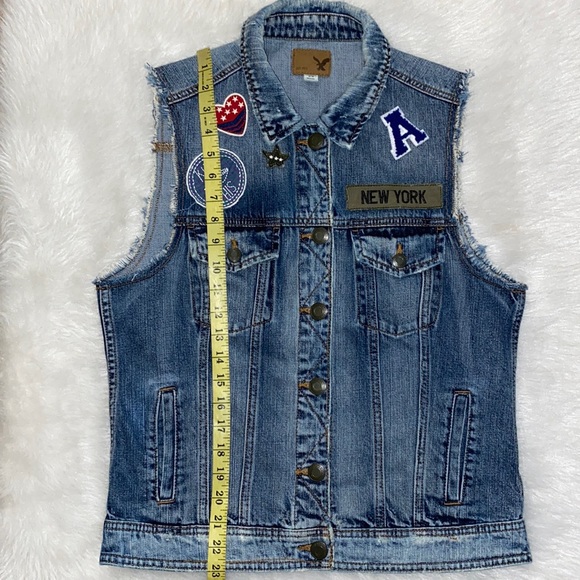 American Eagle Outfitters Denim Patched Vest - Picture 10 of 11